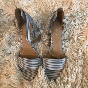 Brand new old navy block heel !